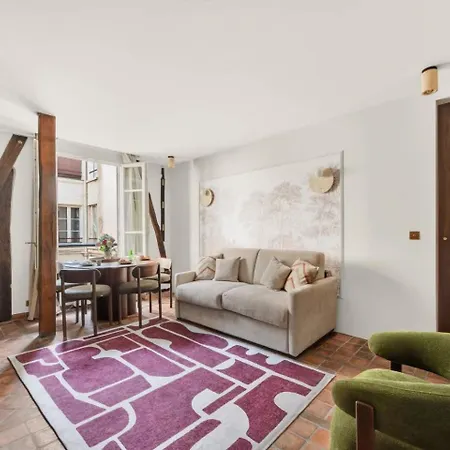 Apartment 4 Couchages Marais - Place Des Vosges *