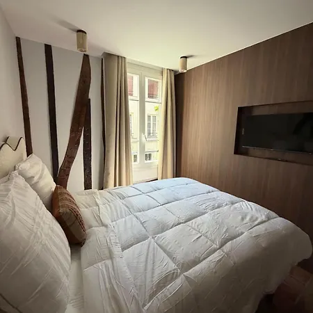 4 Couchages Marais - Place Des Vosges *